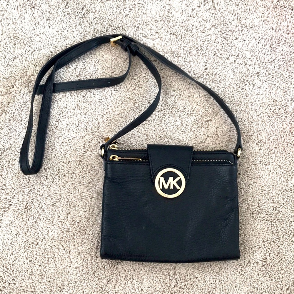 Michael Kors black crossbody purse
